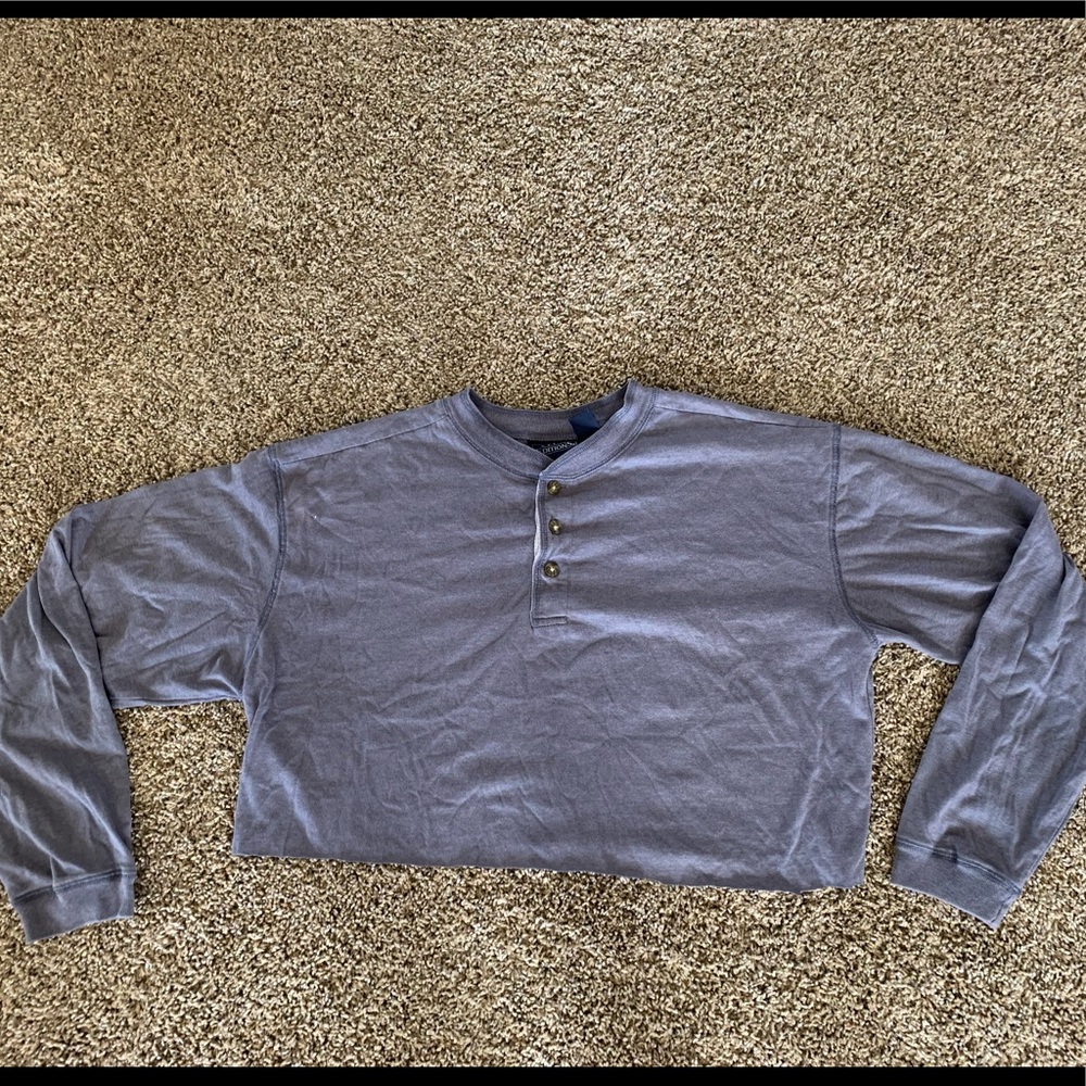 Blue cropped long sleeve, perfect with leggings!